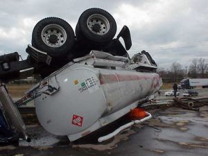 truck_overturned